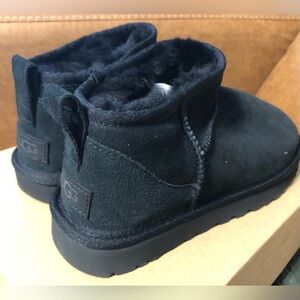 UGG Black Textured Sole Footwear